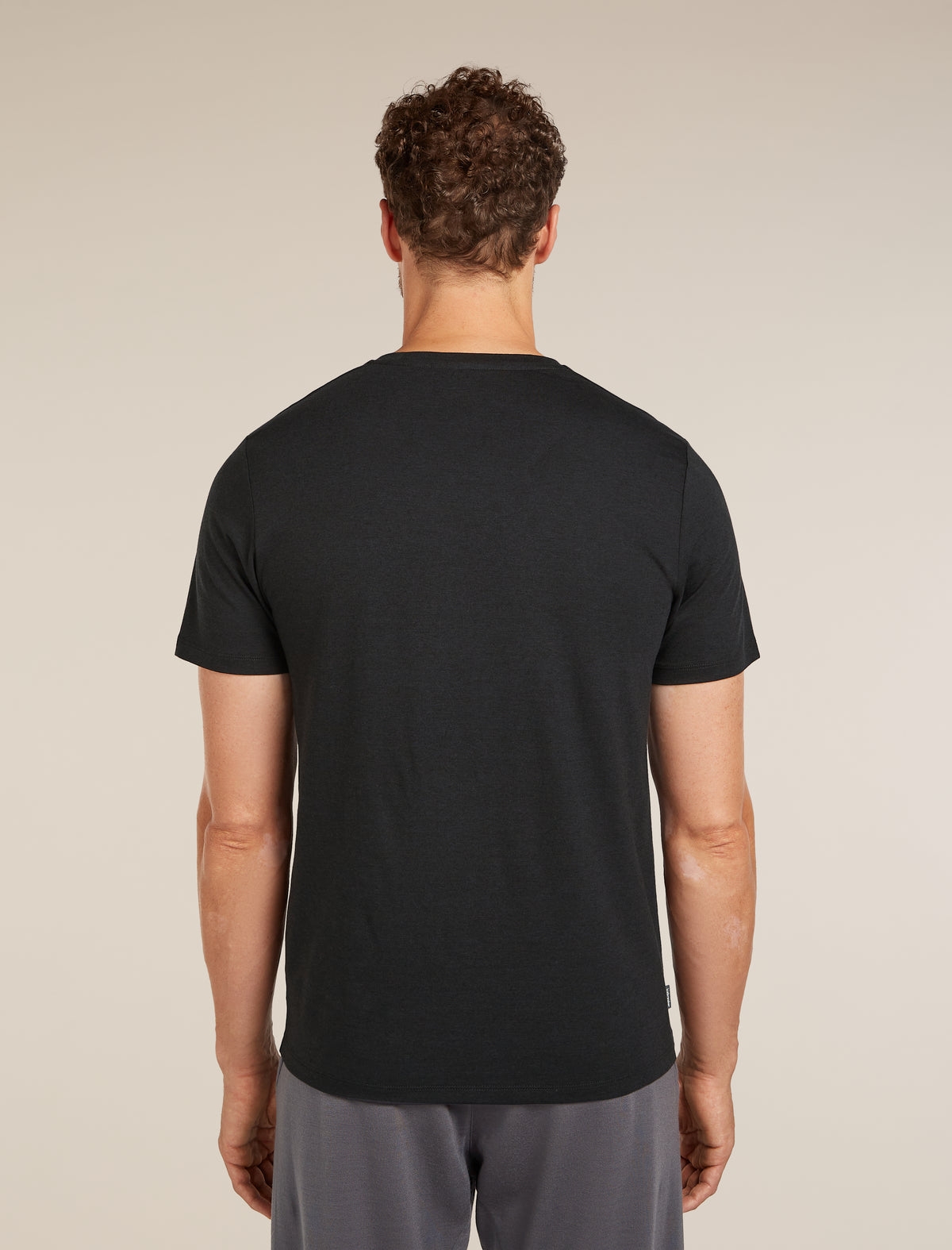 Men's Central Classic T-shirt Black - 2