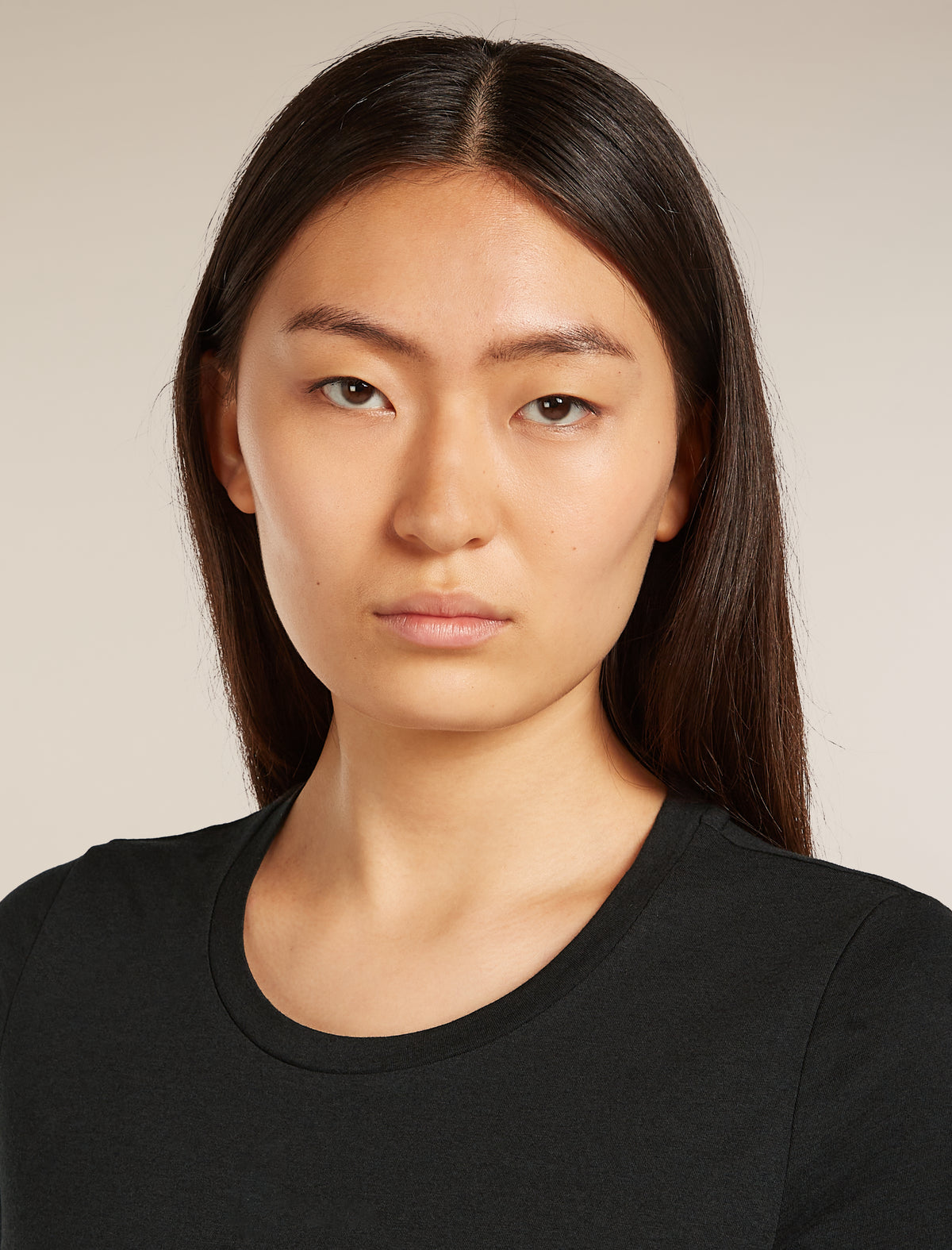 Women's Central Classic T-shirt Black - 6