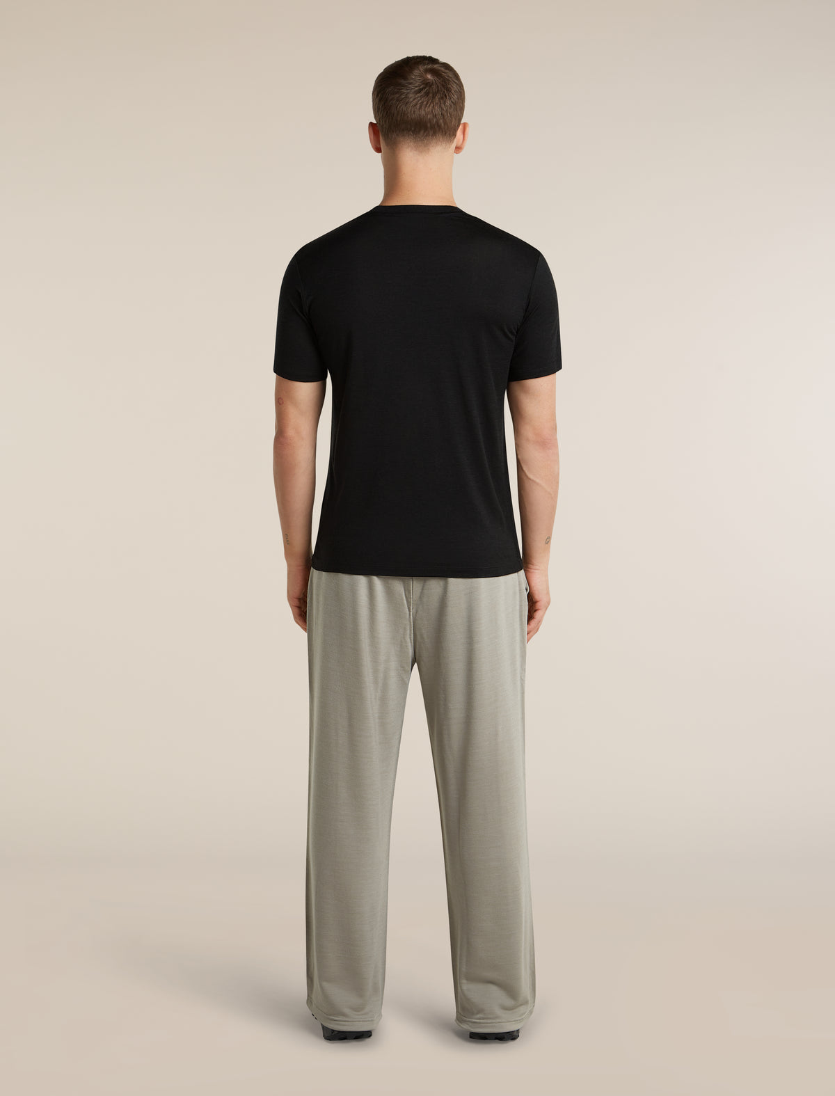 150 T-Shirt Black - 12