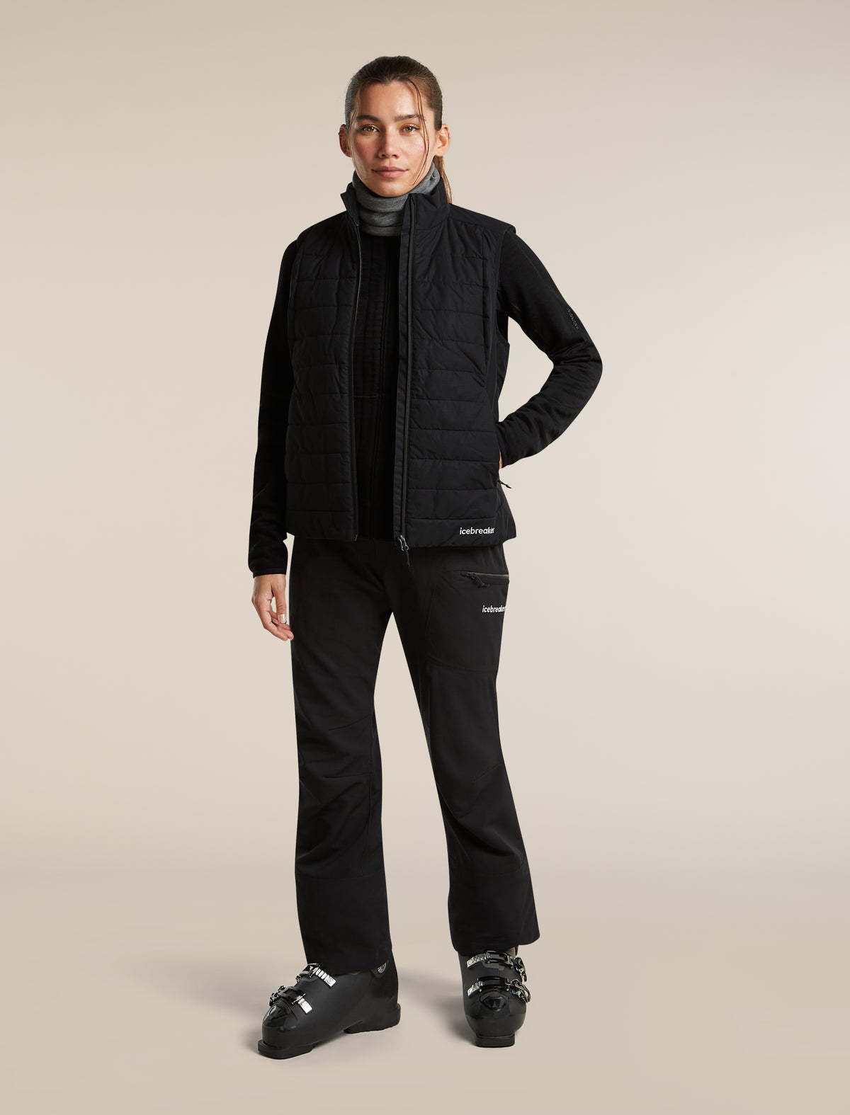 400 RealFleece™ Descender Zip Black - 4
