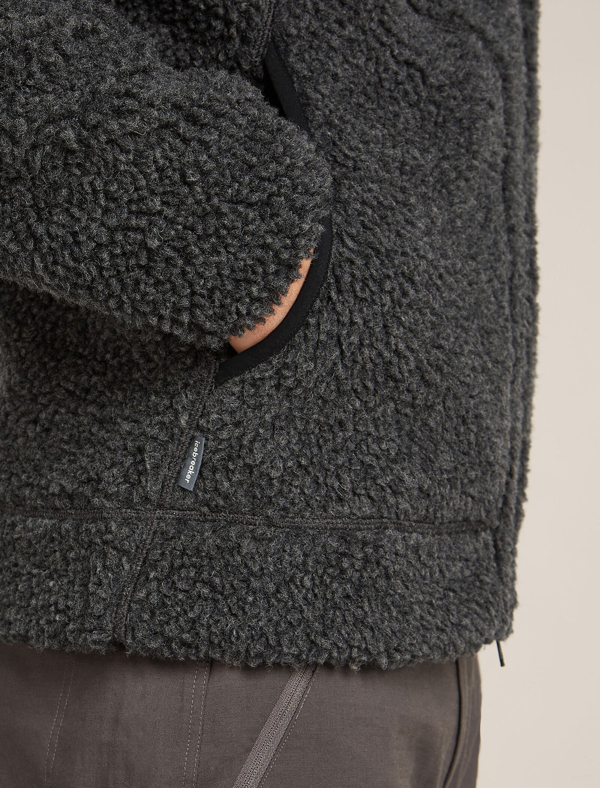 960 High Pile Zip Jacket Jet Hthr/Black - 8