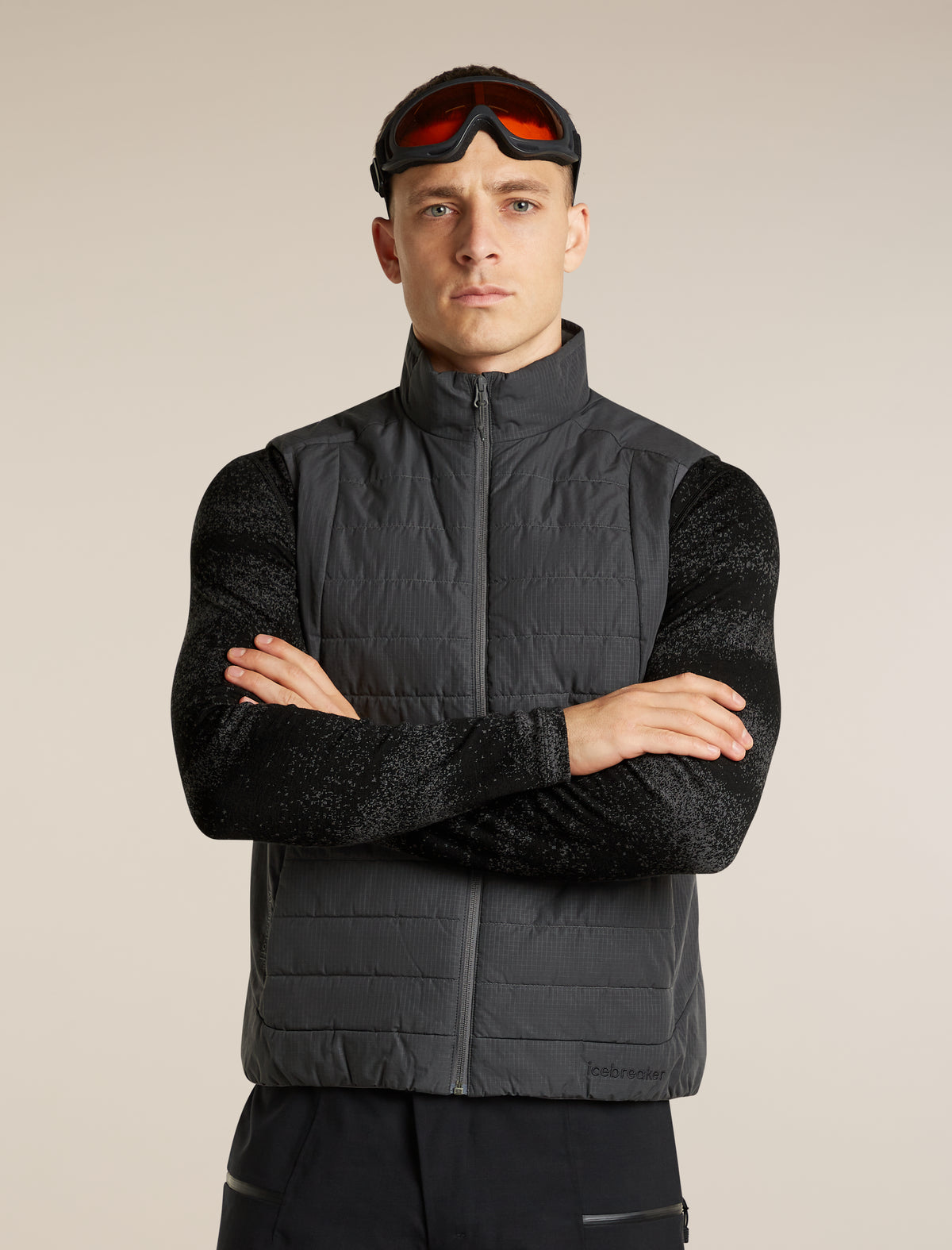 icebreaker® 1360 MerinoLoft™ Weste Obsidian Men - 5