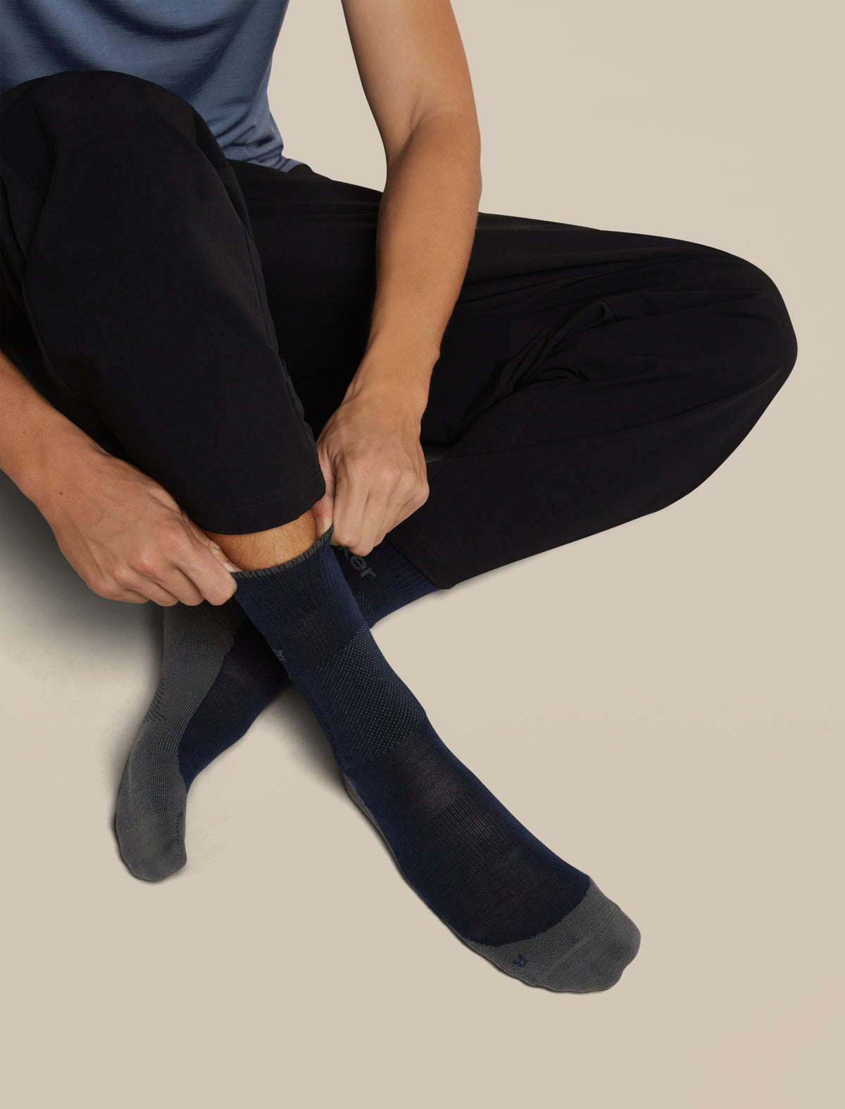 Men Hike+ Crew Socks Midnight Navy/Obsidian - 5