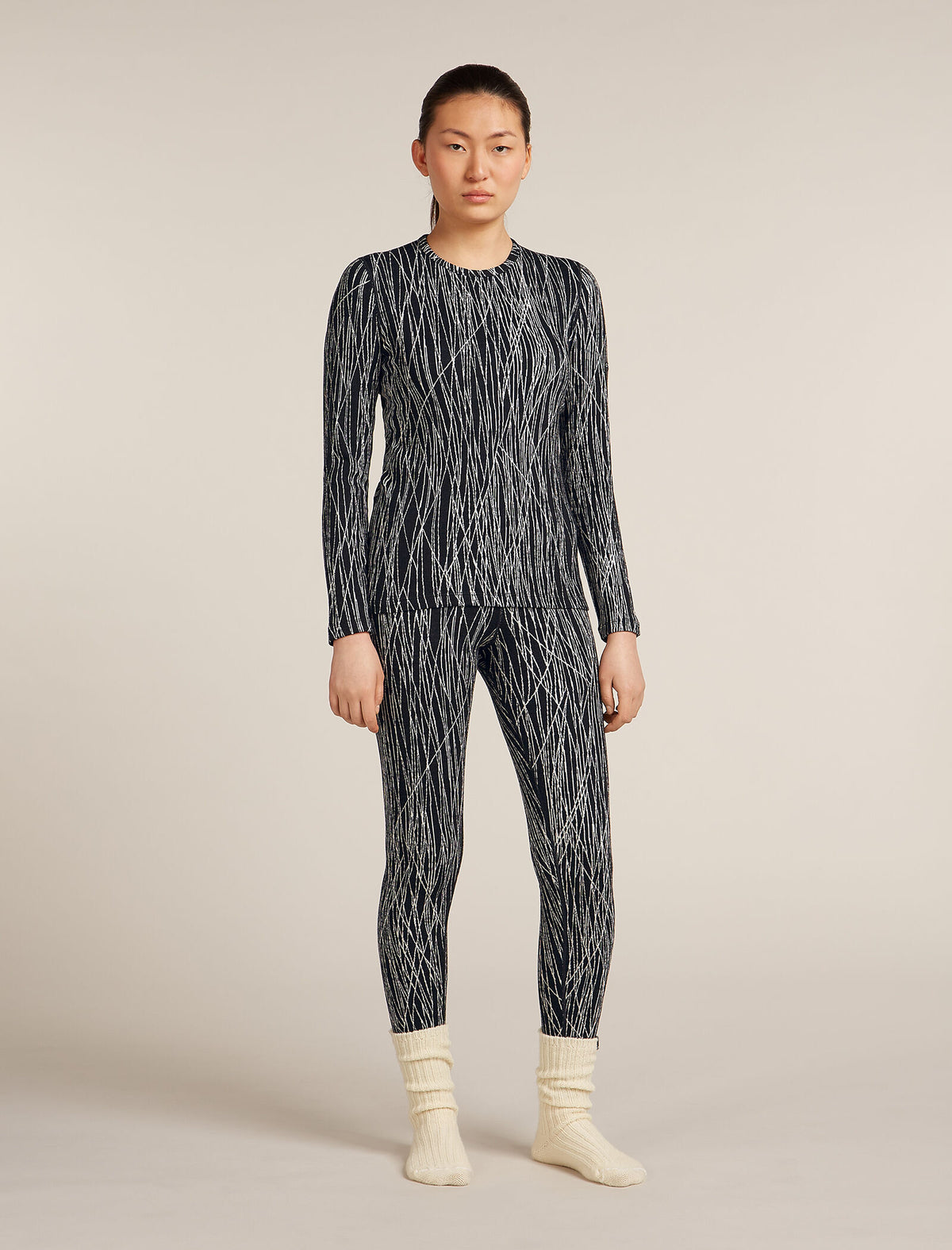 Women's 260 Tech Vertex Thermal Top Delta Lines Black/Snow - 7
