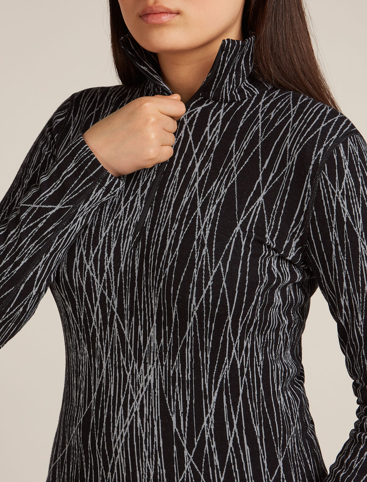 Women's 260 Tech Vertex  Half Zip Thermal Top Delta Lines Black/Snow - 7