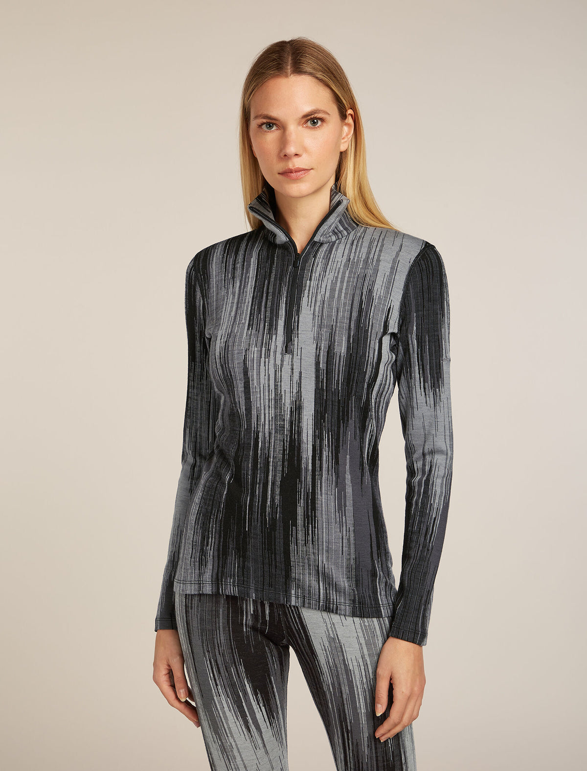 Women's 260 Tech Vertex Half Zip Thermal Top Peak Black/Obsidian - 1