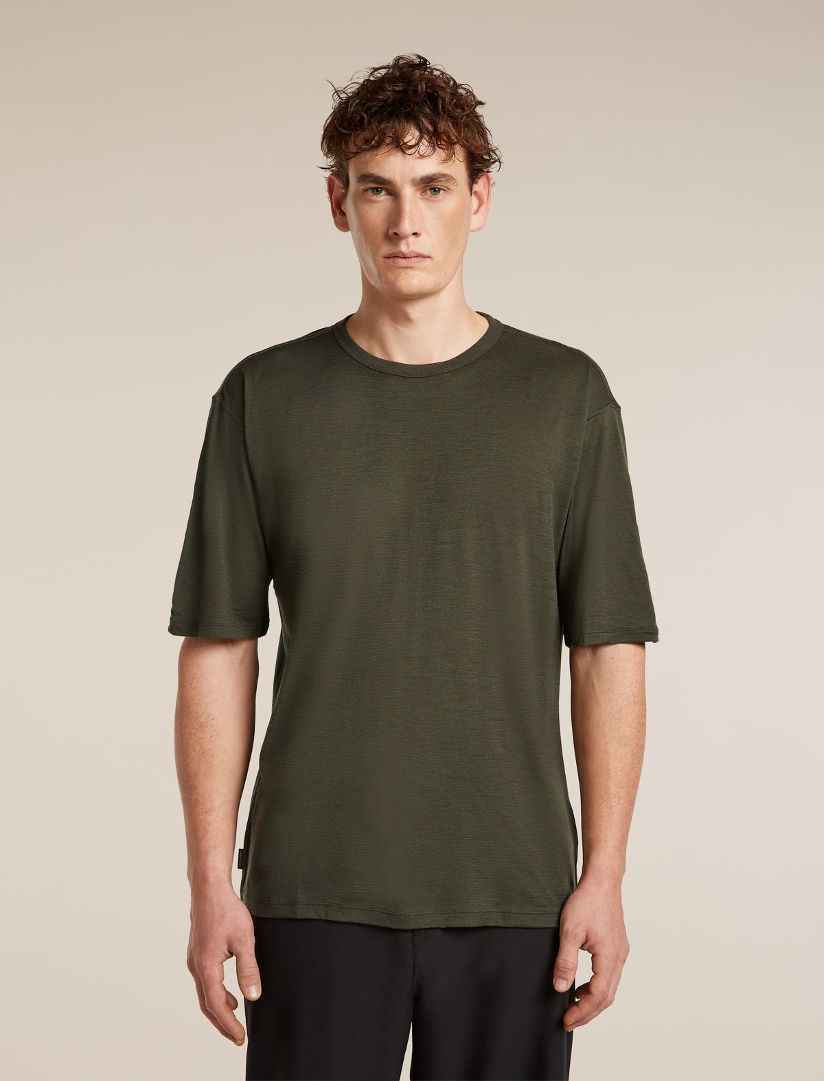 150 Tech Lite Relaxed T-Shirt Dk Loden - 1