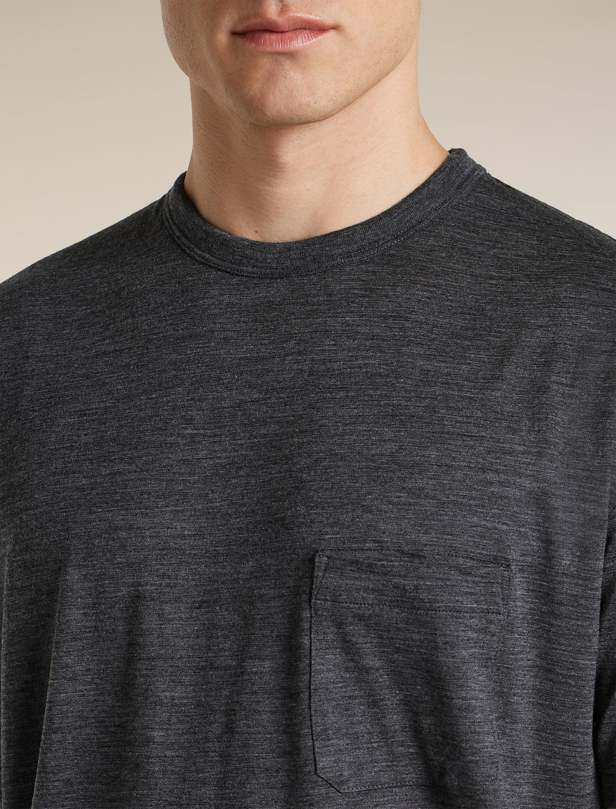 T-shirt à poche 150  - 13