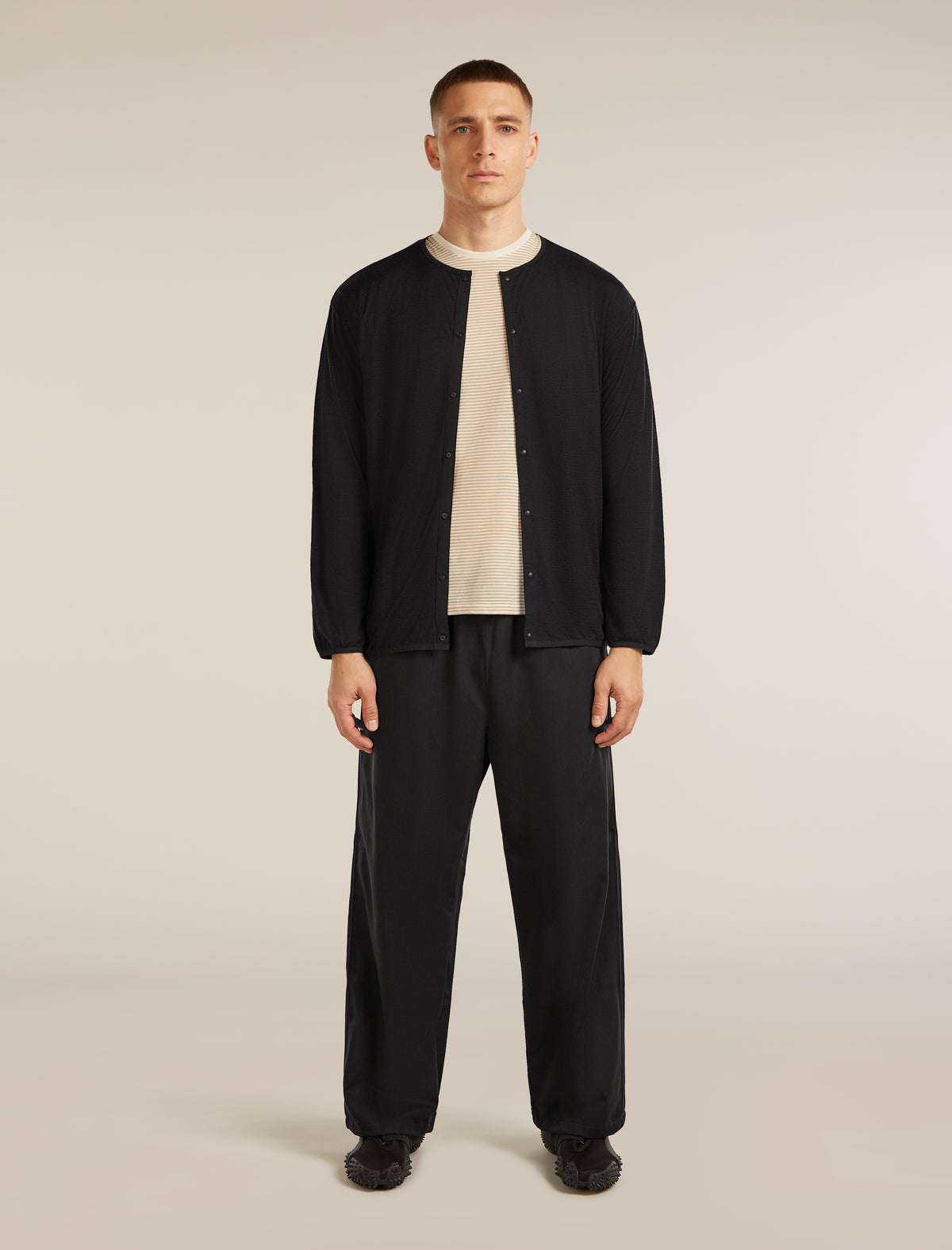 150 Cardigan mit Rundhalsausschnitt  - 1