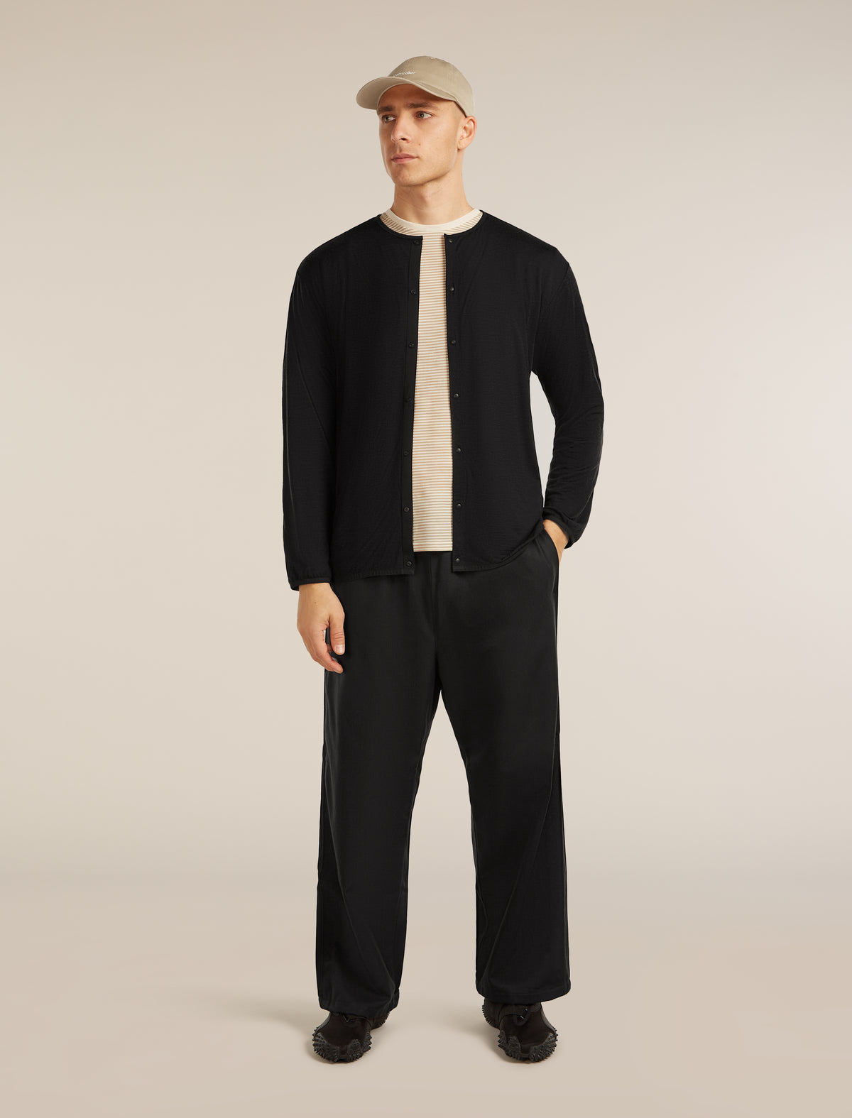 150 Cardigan mit Rundhalsausschnitt  - 7