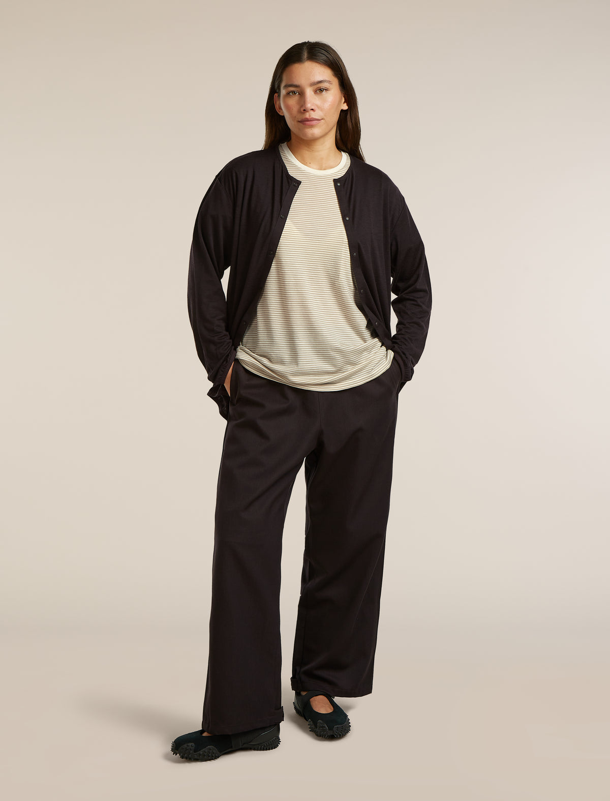 150 Cardigan mit Rundhalsausschnitt  - 9