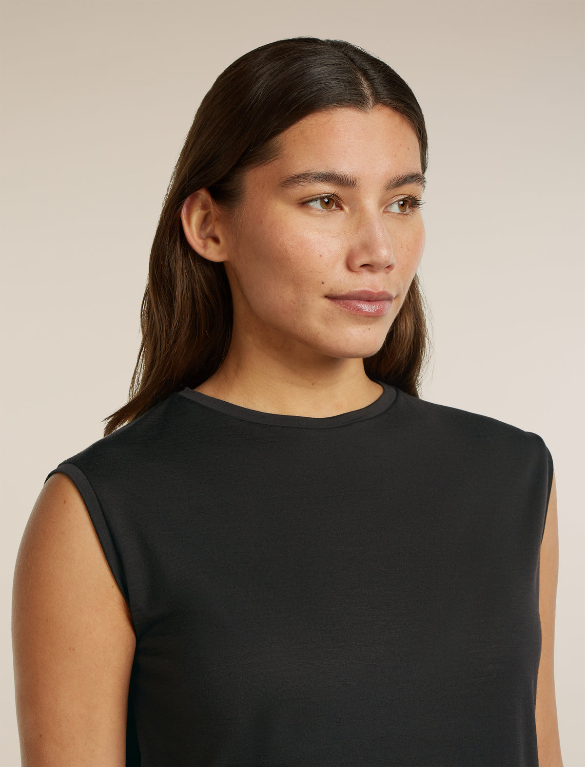 125 Tričko bez rukávů  - 7