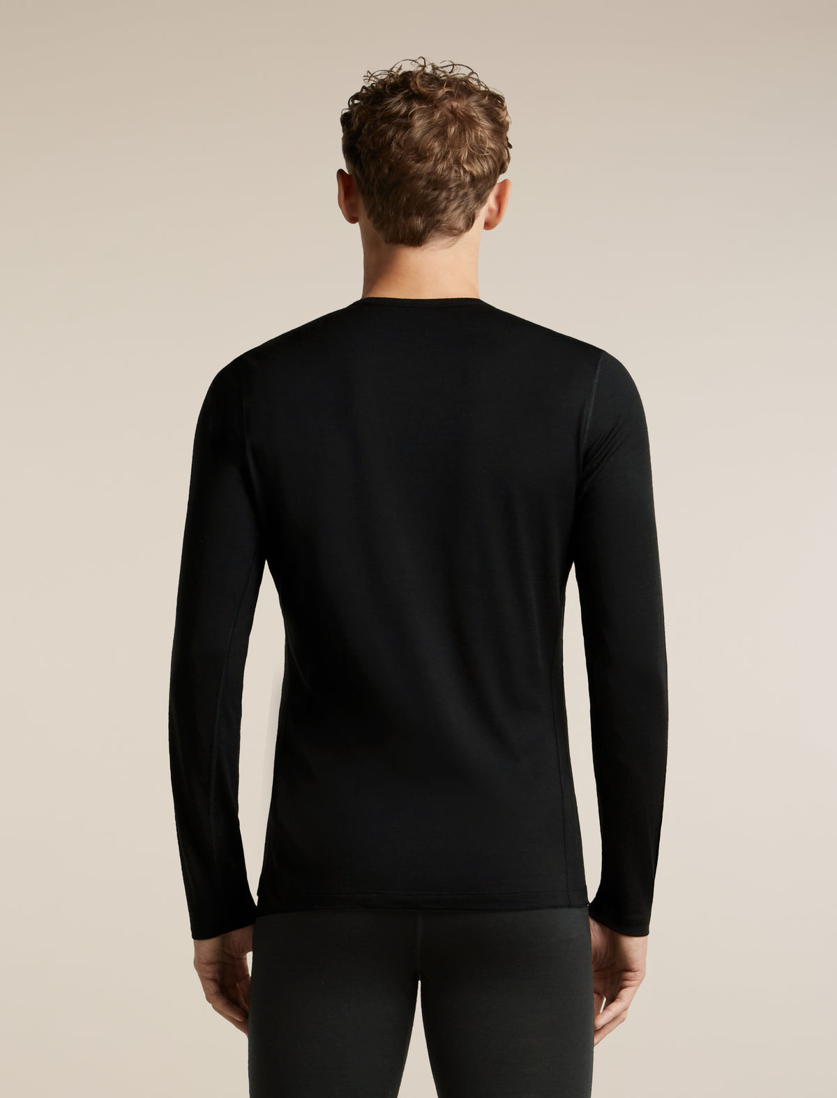 200 Oasis Crewe Rising Light Black - 2