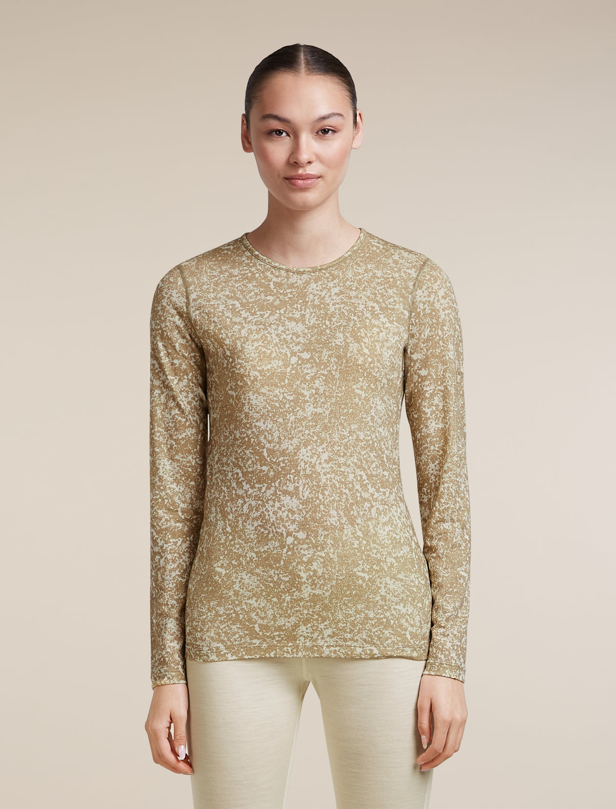 200 Oasis Crewe Moss Bloom AOP  - 1
