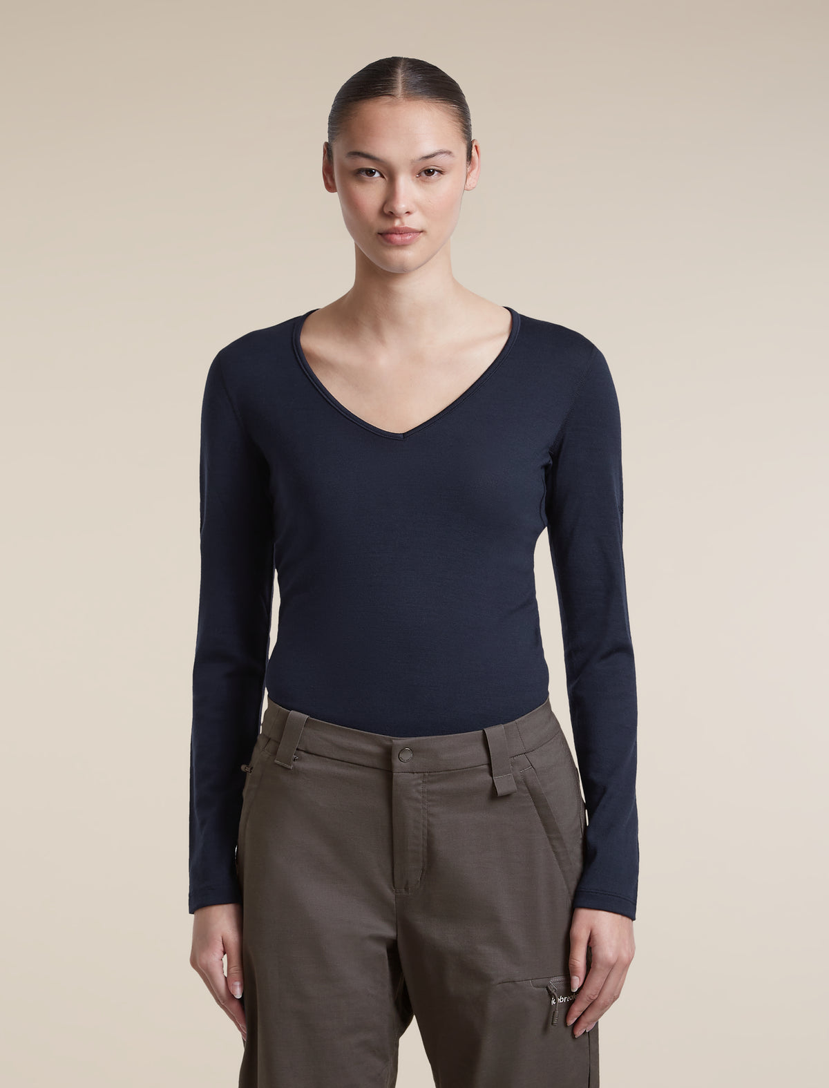 260 Oasis V Neck Midnight Navy - 5