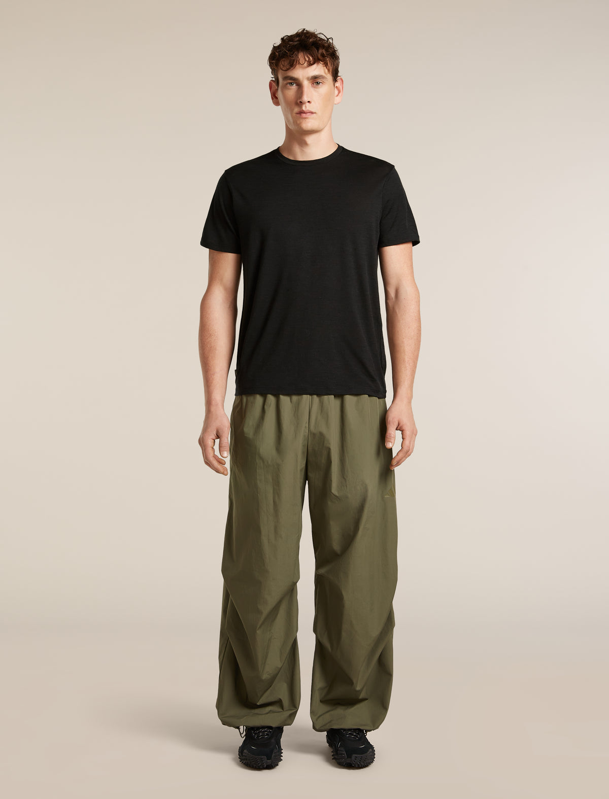150 Tech Lite T-Shirt IB Angle Black - 3