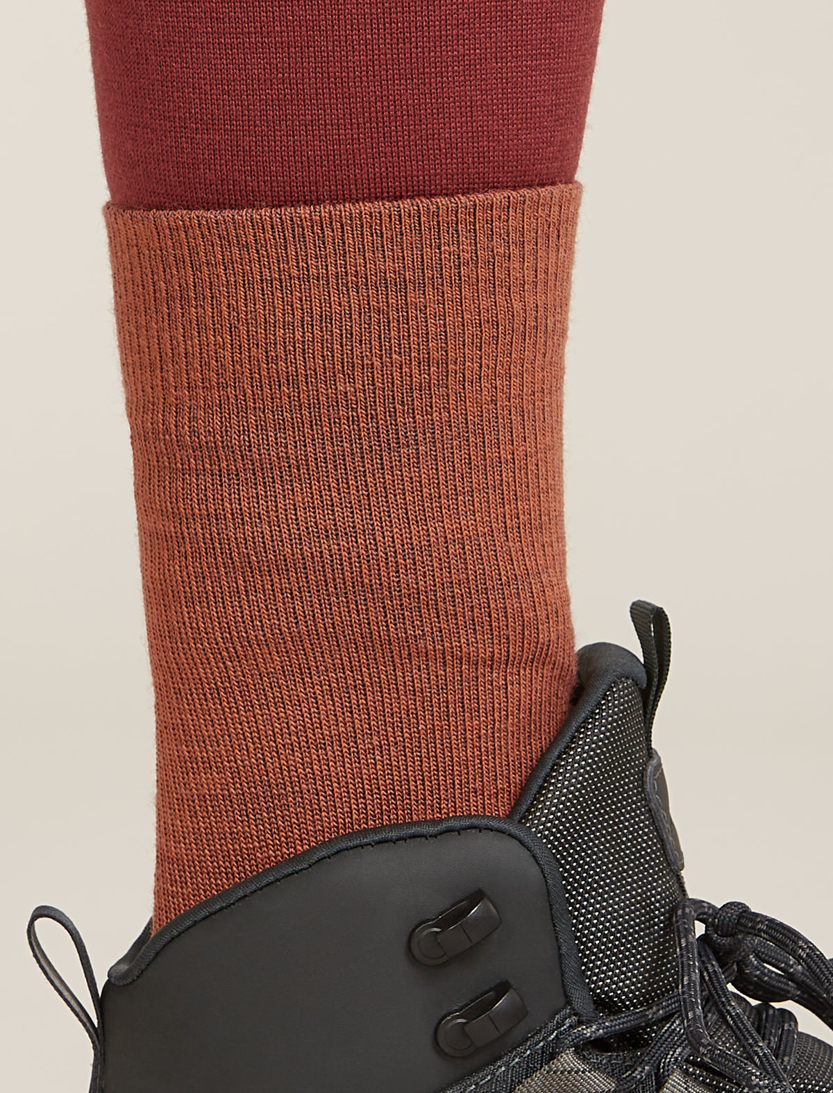 Women's Merino Hike+ Light Crew Socks Cedarwood/Bitter - 1