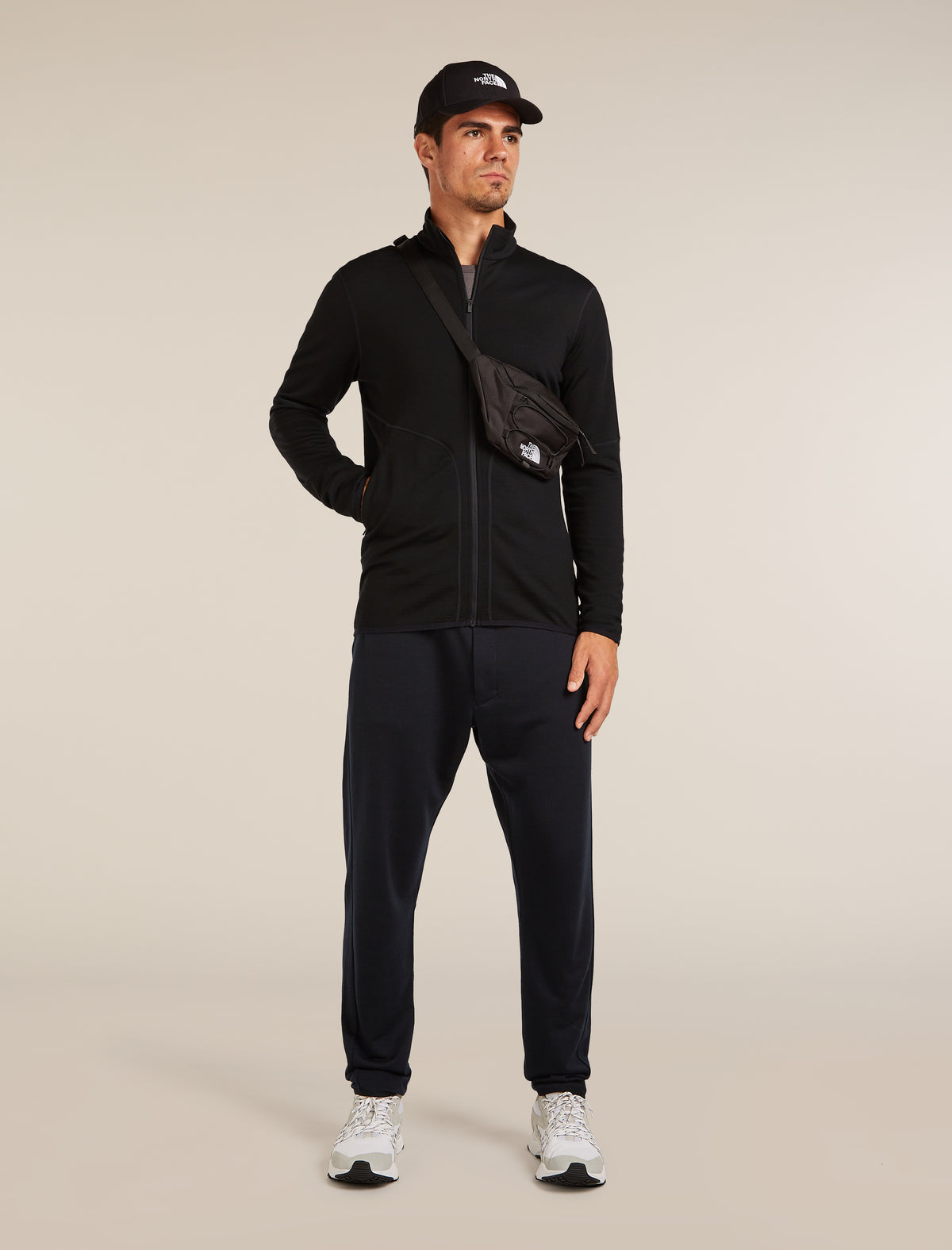 560 Elemental Zip Jacket Black - 4