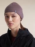 200 Oasis Reversible Beanie Dk Berry/Grey Plum - 12